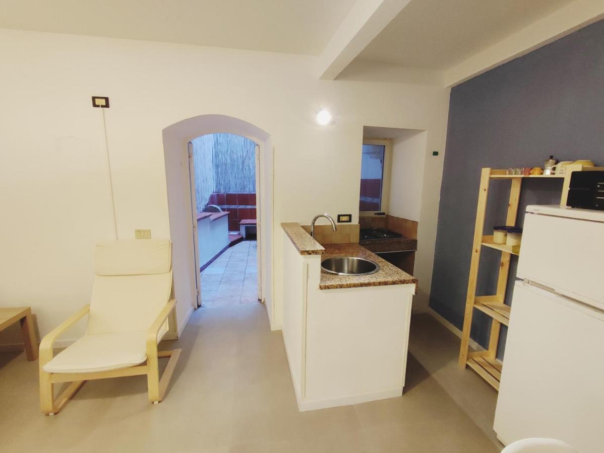 Loft Con Cortiletto - 100 Meters From The Beach Apartamento Cefalù Exterior foto